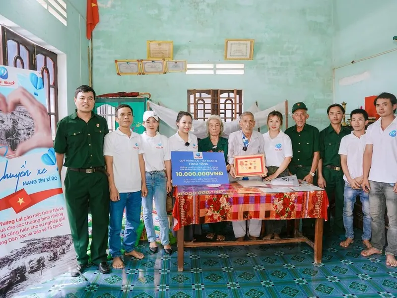 Huy hiệu VIP Vàng